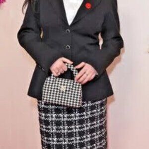 Billy Ellish Black & White Jacket - Fits Med Unisex - Heavy Layered - Mint Clean